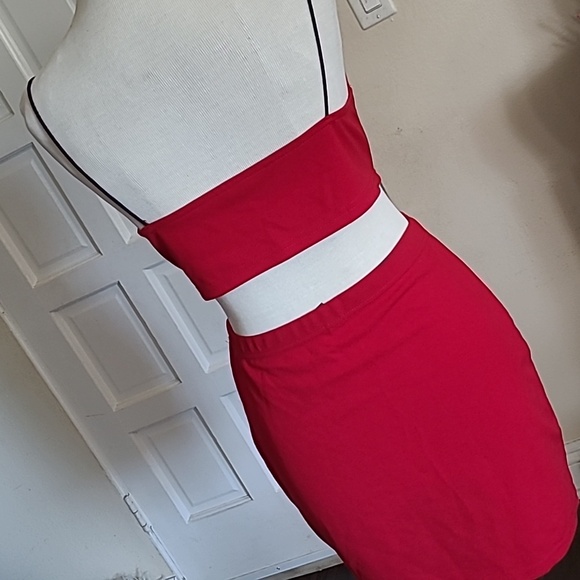 SHEIN set(skirt +top) ♤Red color♤ size small - Picture 3 of 7